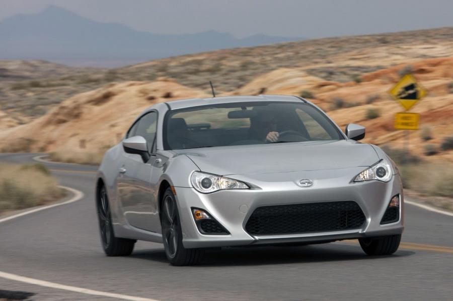  Scion FR-S 2013 года  (фото 36 из 192)